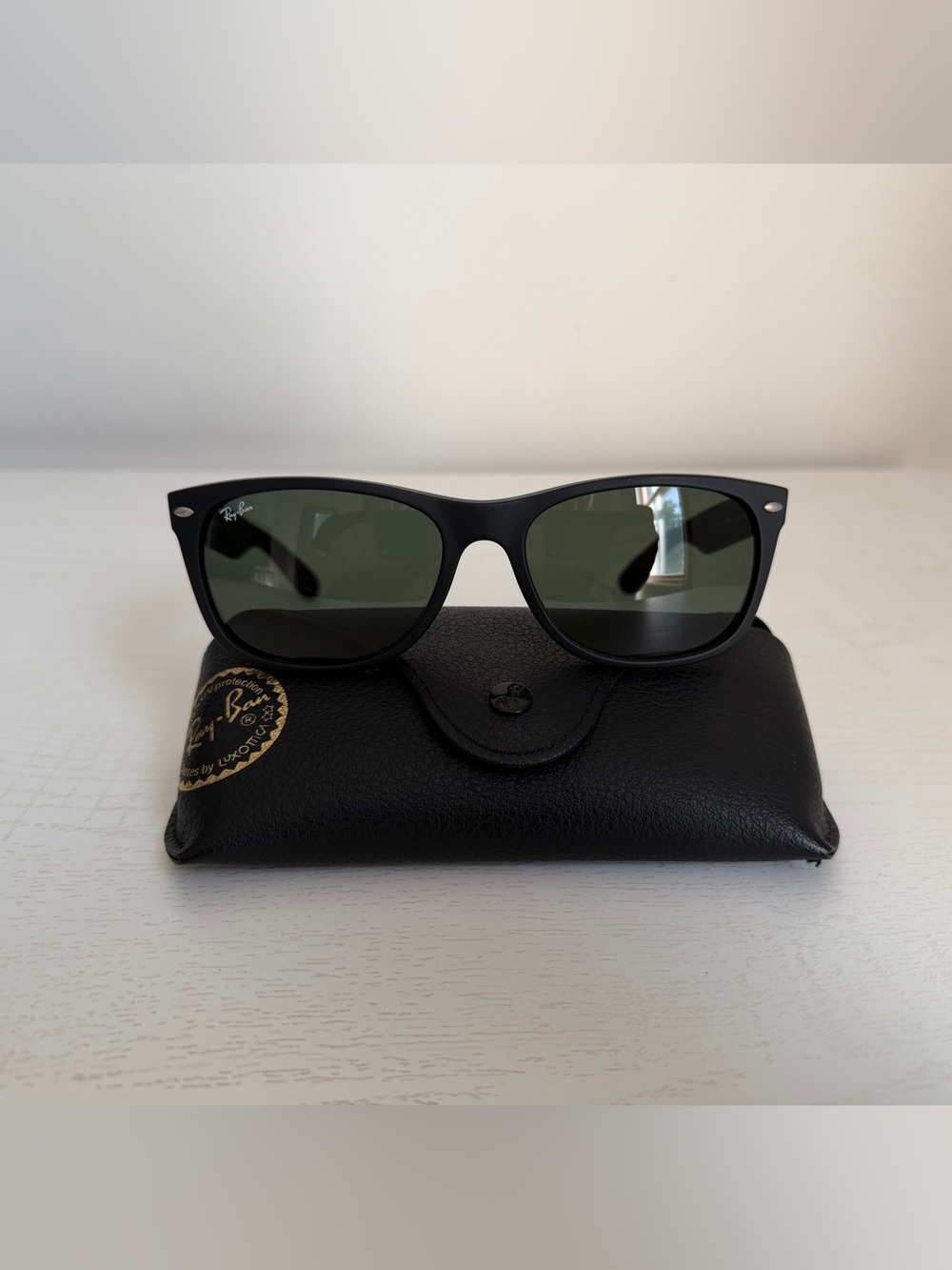 Ray Ban New Wayfarer Sunglasses